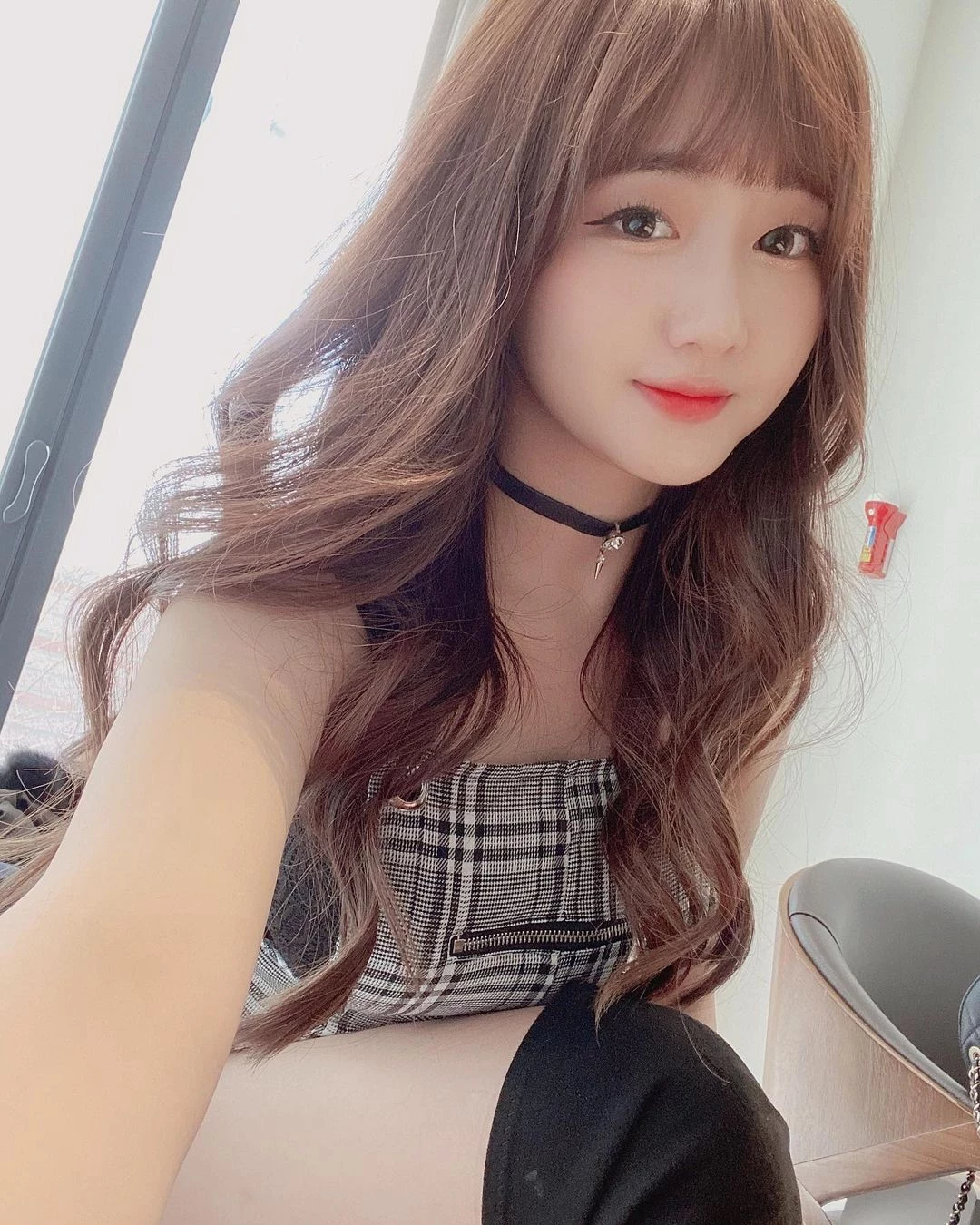  韩国模特한지나 白皙美乳这身材绝了.... 第4张