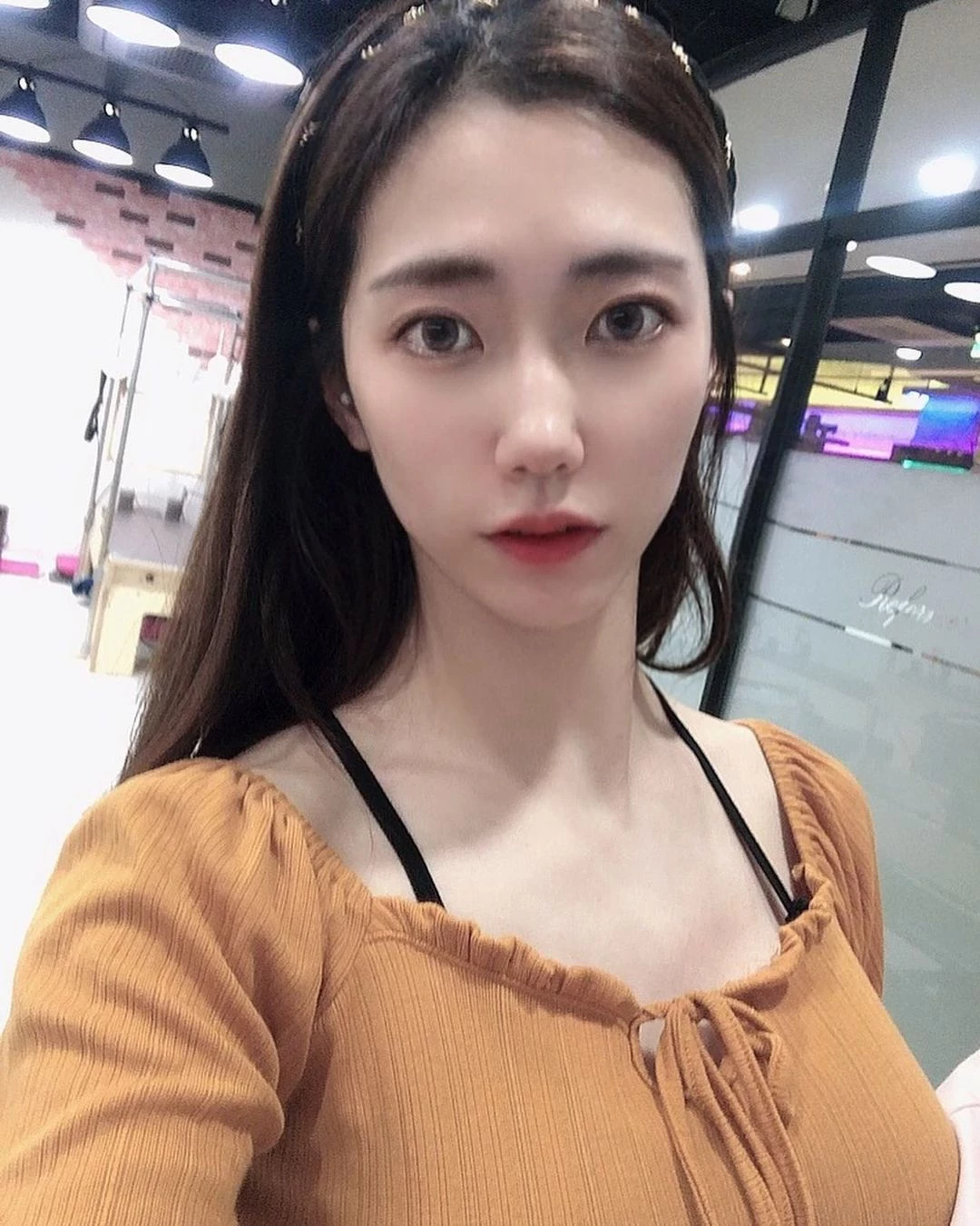  韩国妹아라 白白重重的乳量招来好多讚啊! 第7张