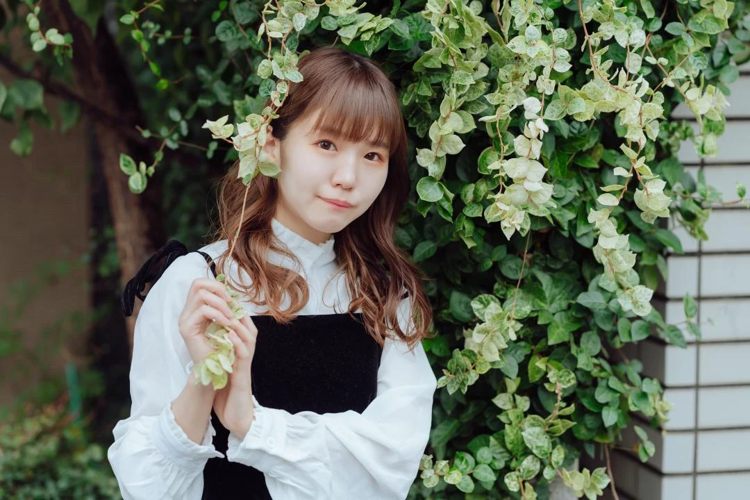  伊関あみ 樱花妹可爱脸蛋一眼看了沦陷 第1张