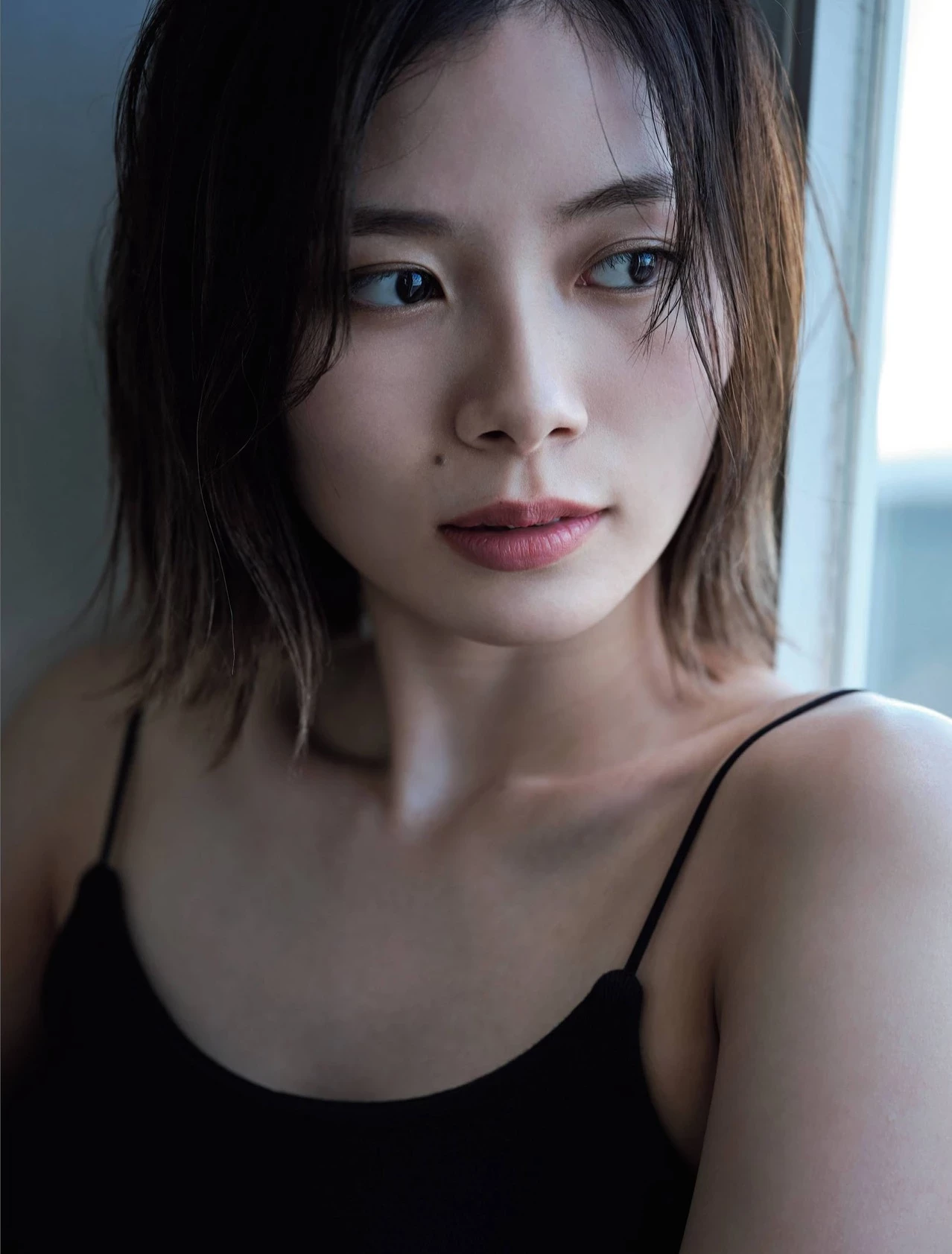  日本冷豔型美女 朝日奈央 解放性感的一面 第5张