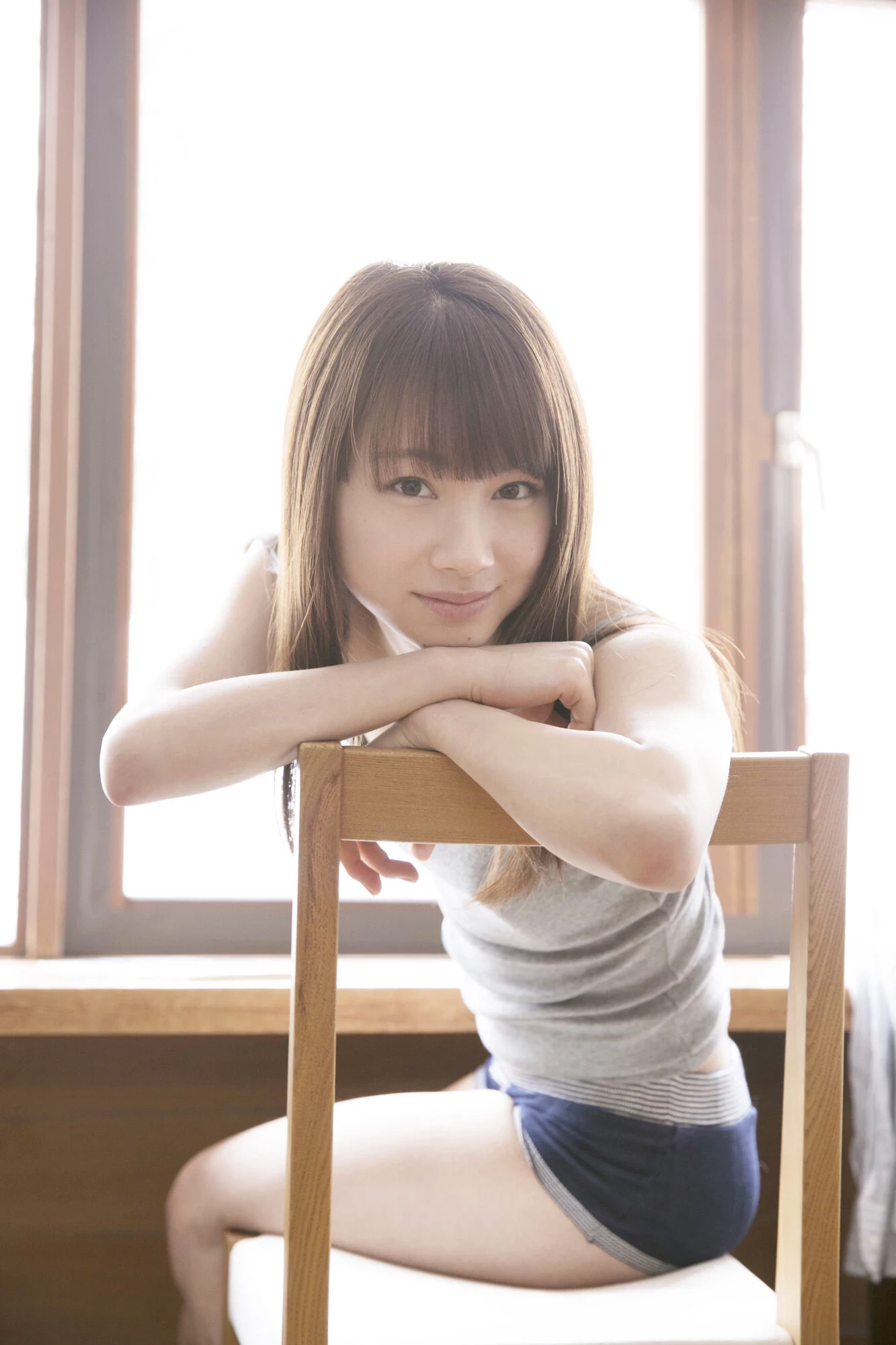  石田亜佑美 露出灿烂甜笑 征服粉丝心 第7张