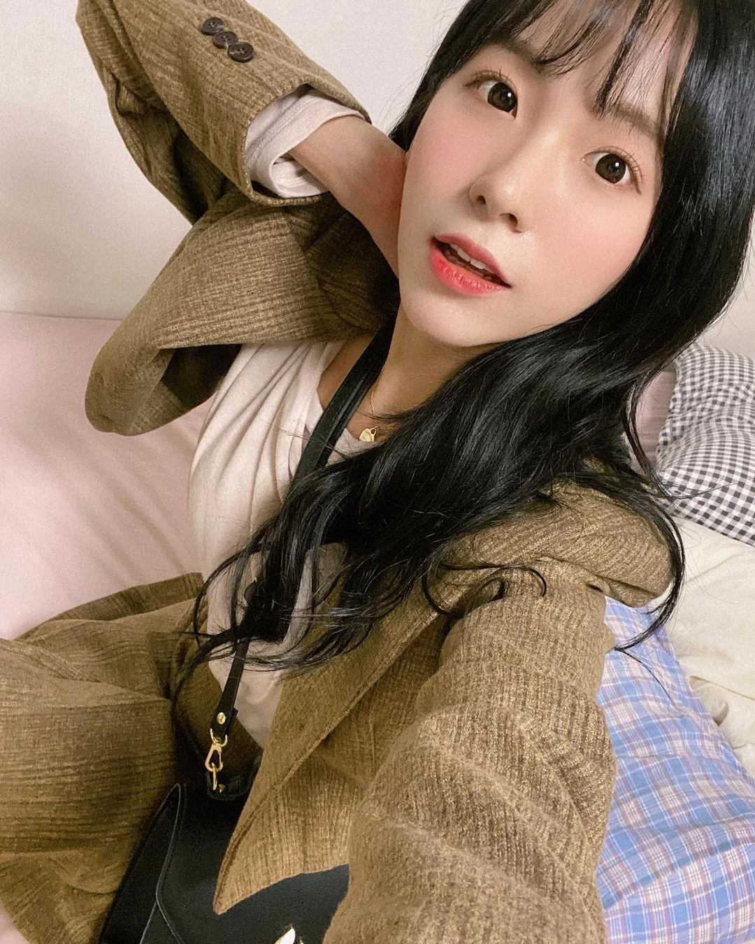  气质韩国美女쏘블리 超正高颜值到哪都是注目焦点 第2张