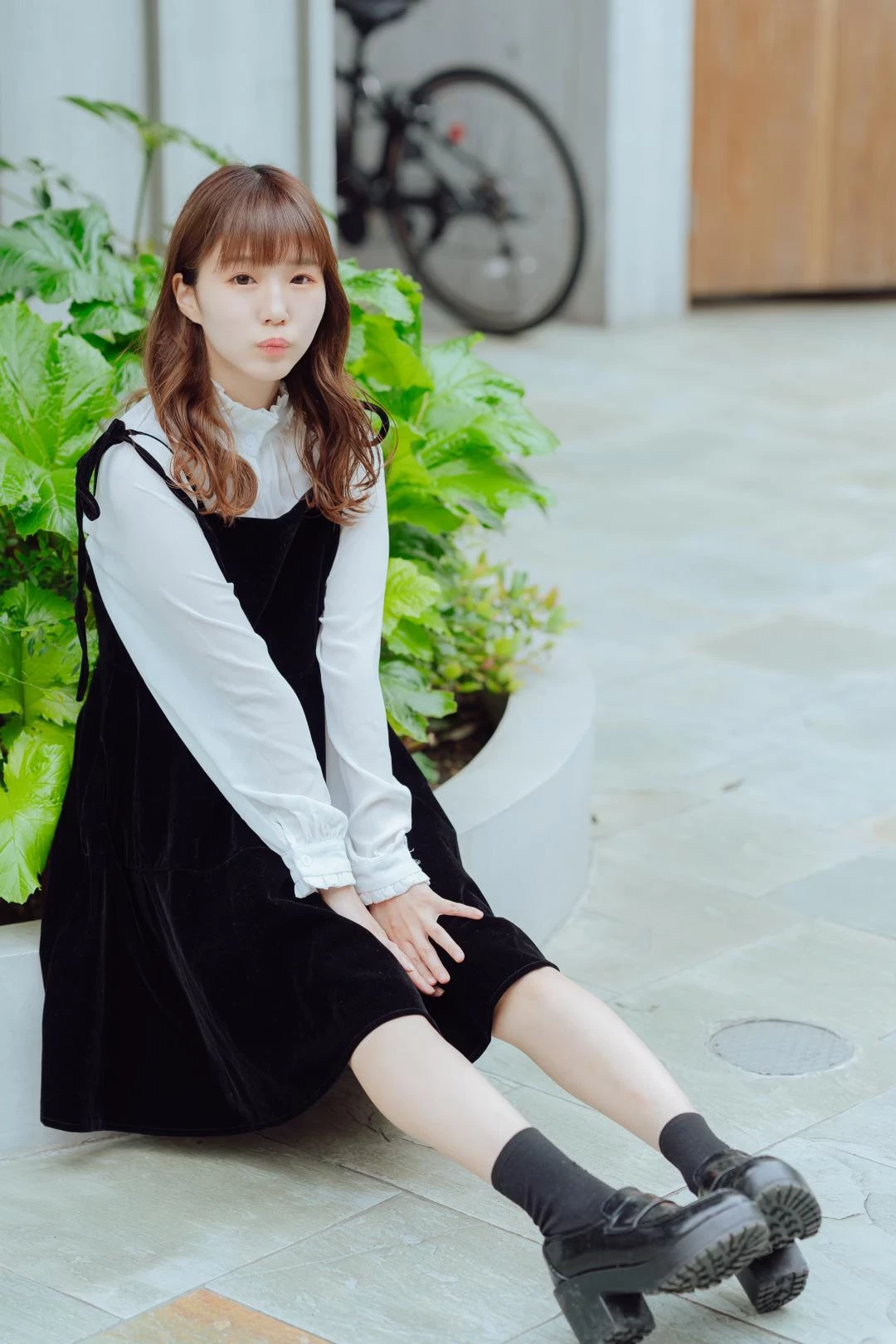  伊関あみ 樱花妹可爱脸蛋一眼看了沦陷 第6张