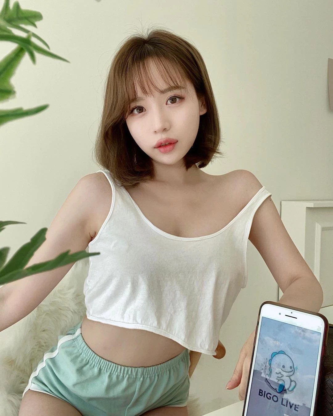  韩国火辣妹子진짜 모찌 这爆乳身材实在是不得了.... 第15张