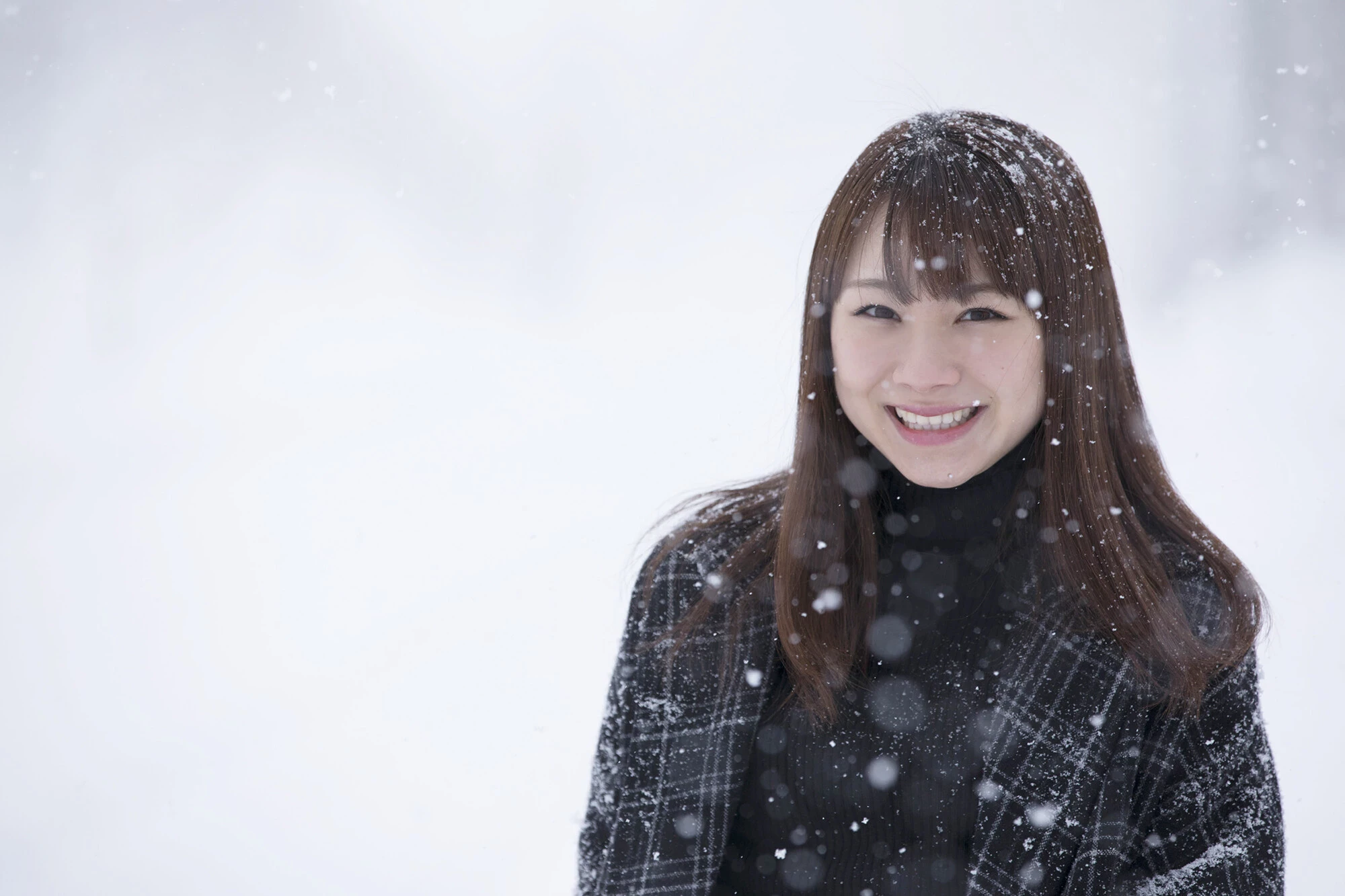 石田亜佑美 露出灿烂甜笑 征服粉丝心 第24张