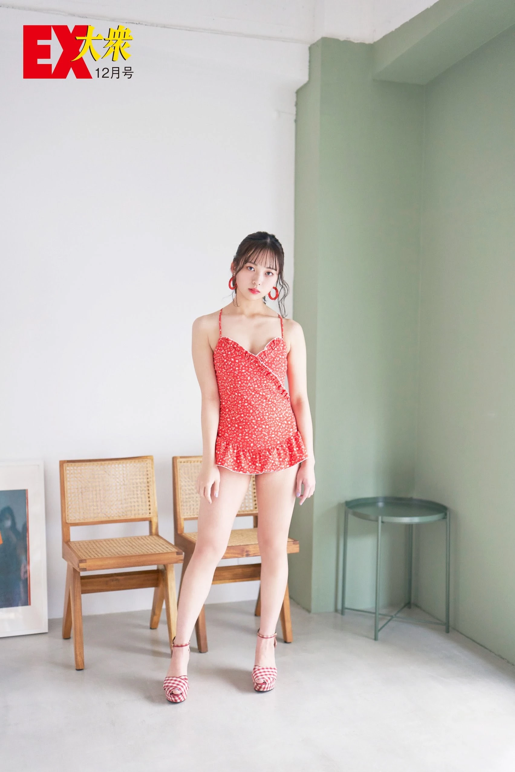  山内祐奈 解放纤细白嫩身材...整个热血沸腾 第2张