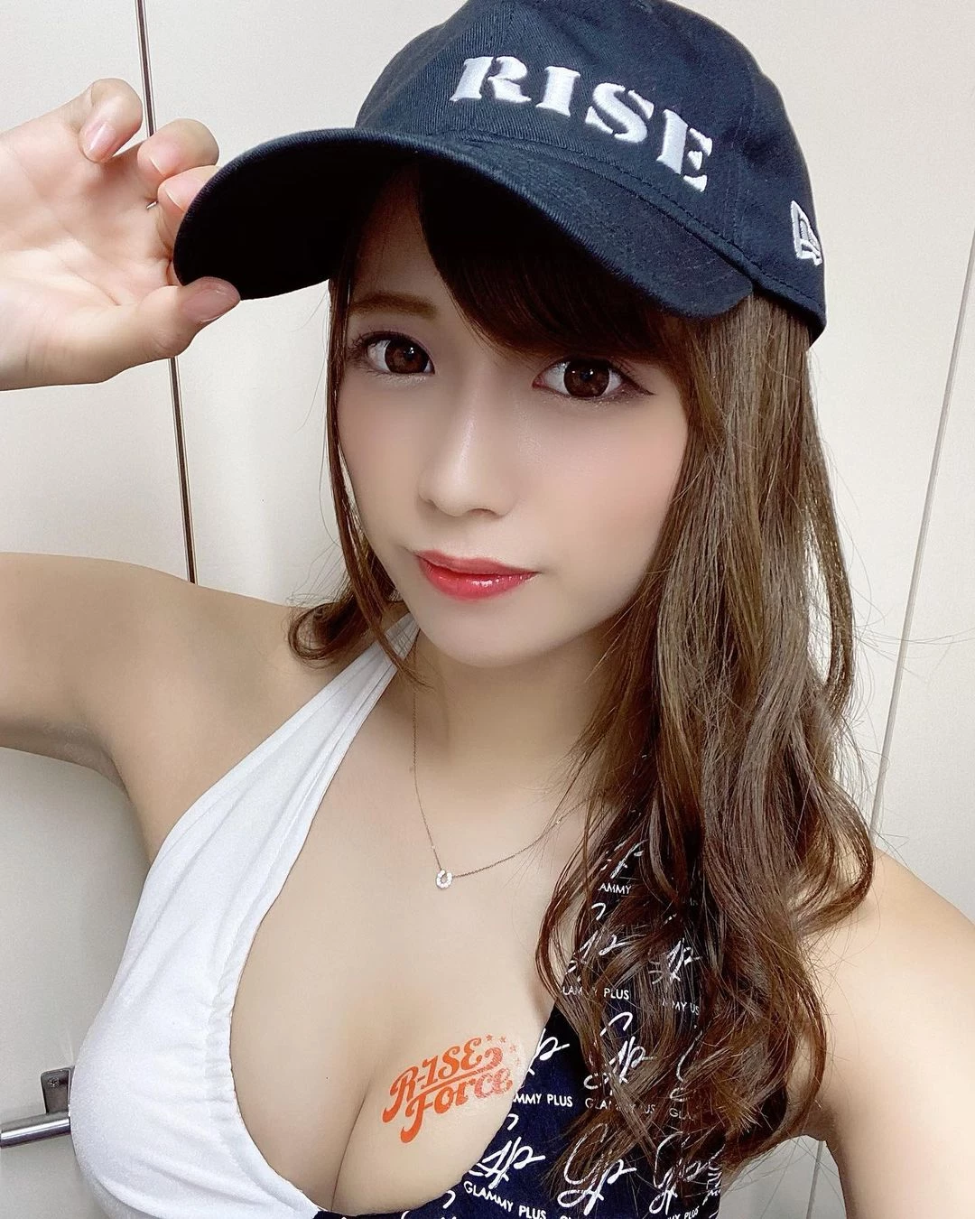  桜りん 天使脸孔魔鬼身材：视线完全离不开 第3张