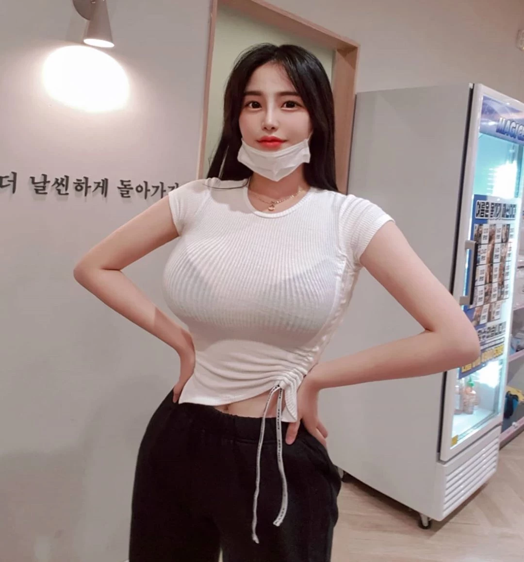  쩡이 天使脸孔+魔鬼身材：画面太香 第18张