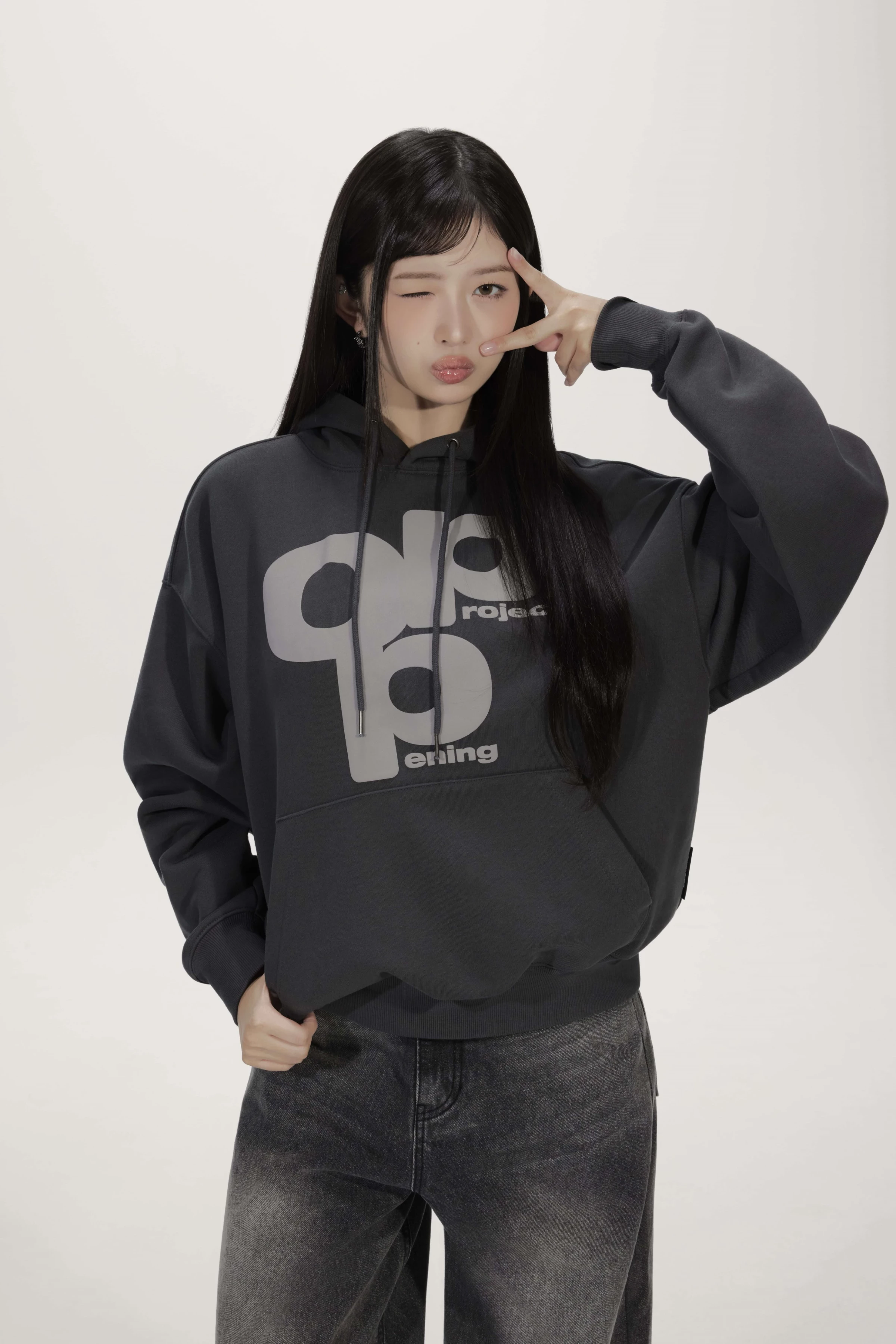  IVE(아이브) 레이(REI) 오프닝프로젝트 25SS 컬렉션 화보① 第6张