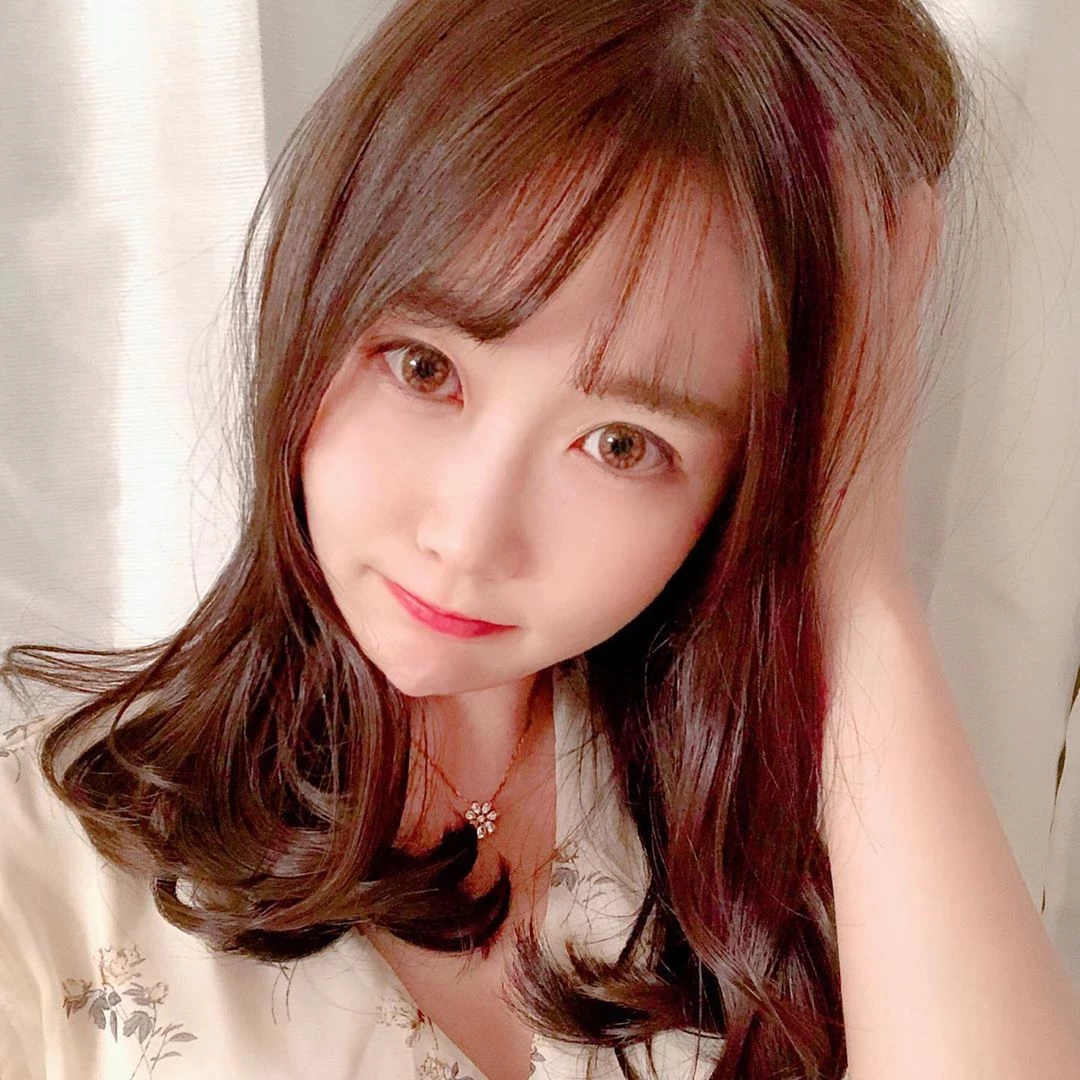 日韩混血妹杉菜 天使脸孔+魔鬼身材 ... 真让人蠢蠢欲动 第6张