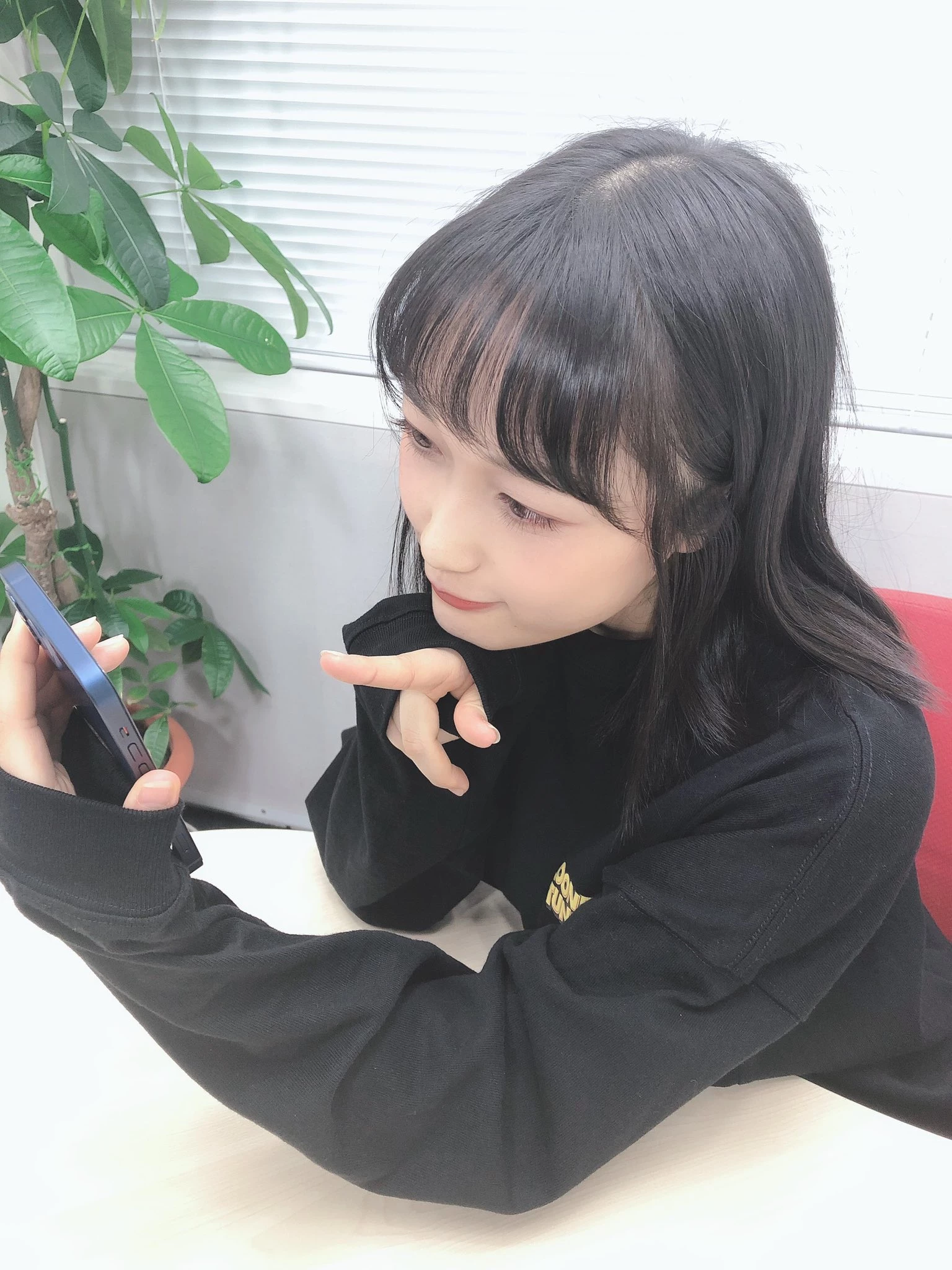  久保田未梦 挑逗眼神....就是要装无辜收服你 第9张