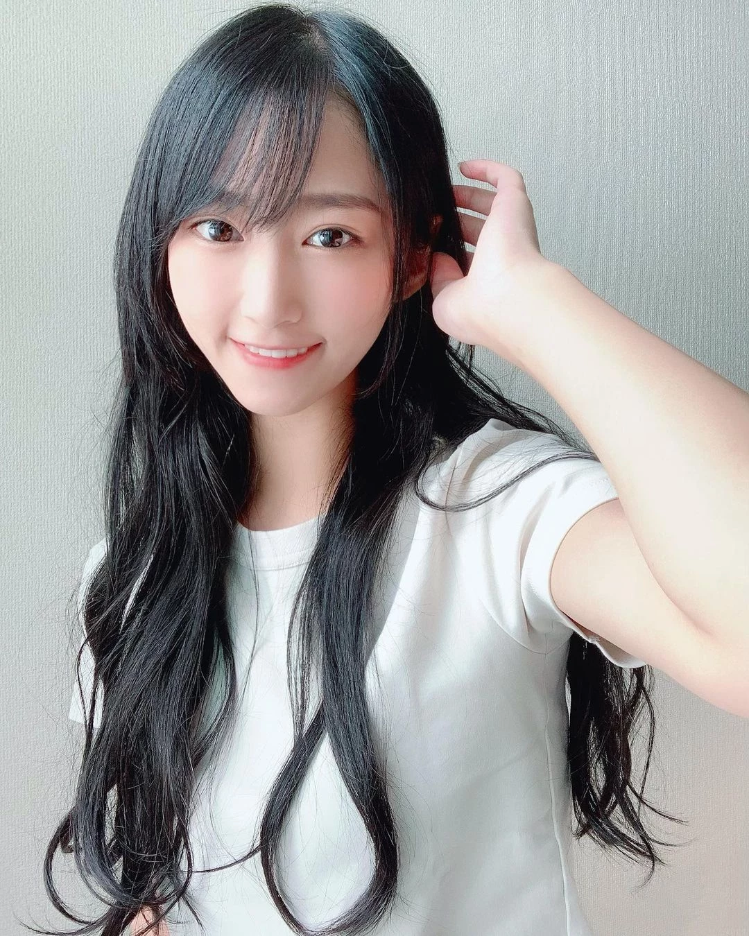  川瀬もえ 「浑圆核弹巨乳」若隐若现好兇啊！ 第3张