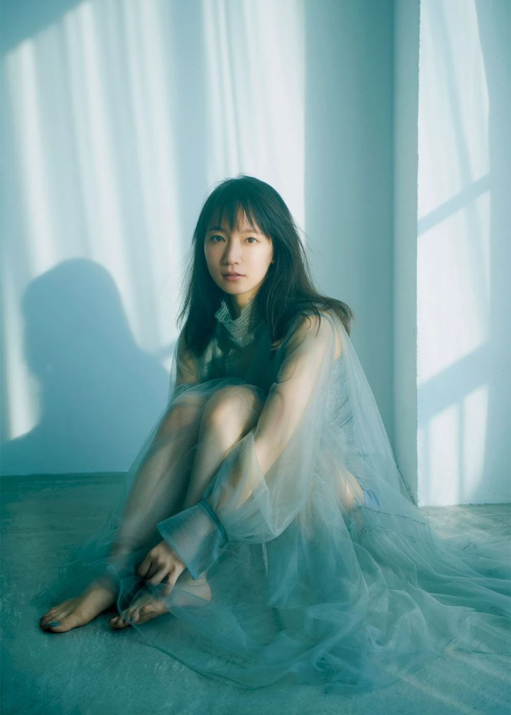  吉冈里帆 秀出唯美身材曲细...网友讚不绝口！ 第8张