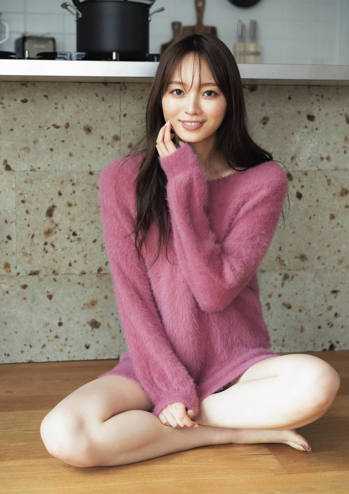  月刊エンタメ写真 梅泽美波 大露白嫩细长美腿 第10张