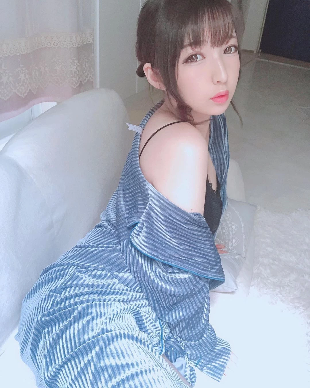  人气Coser福田もか 超养眼前凸后翘火辣身材超诱人 第2张