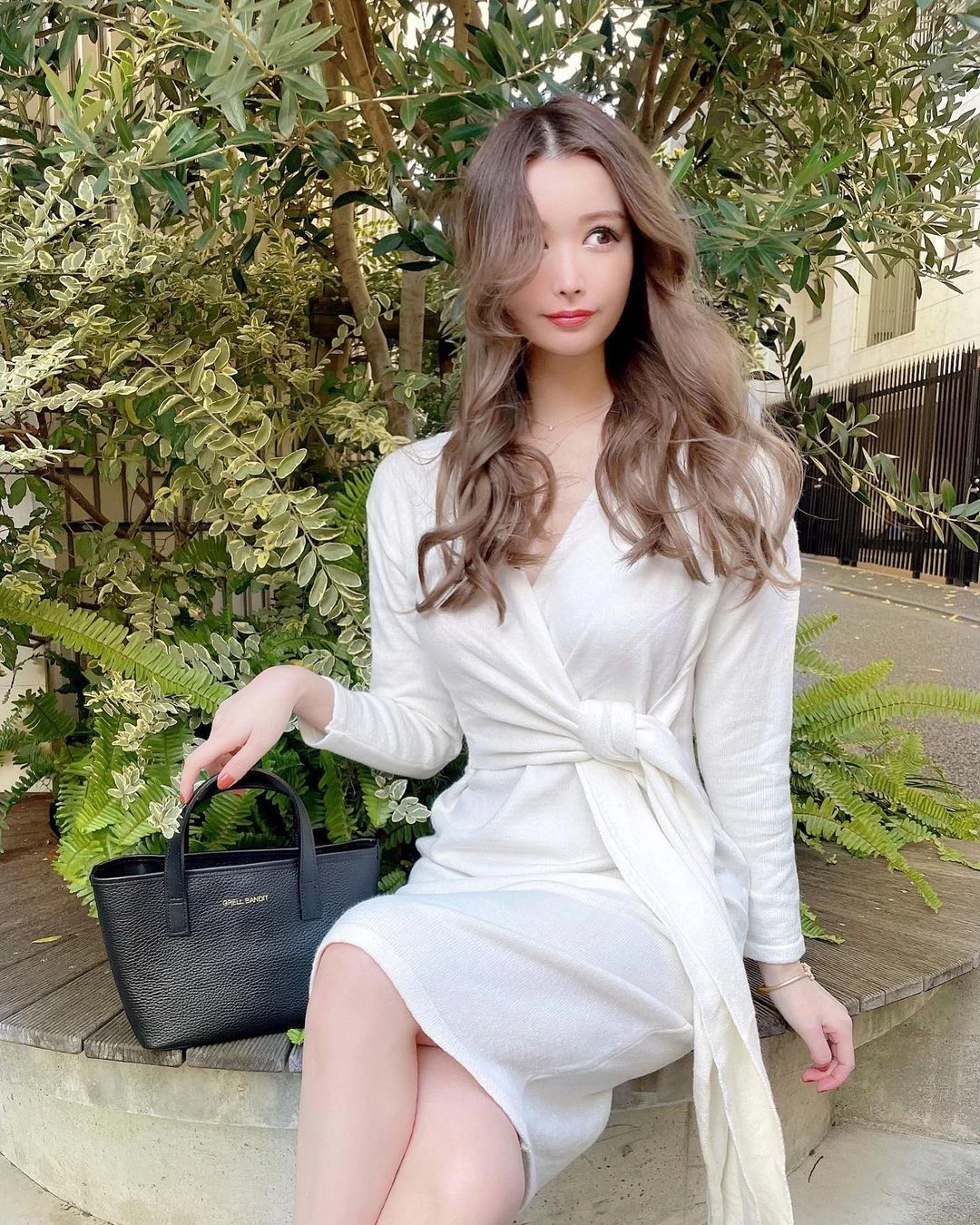  日本大奶妹衣世 IYO 邪恶胴体画面超惊人 ...