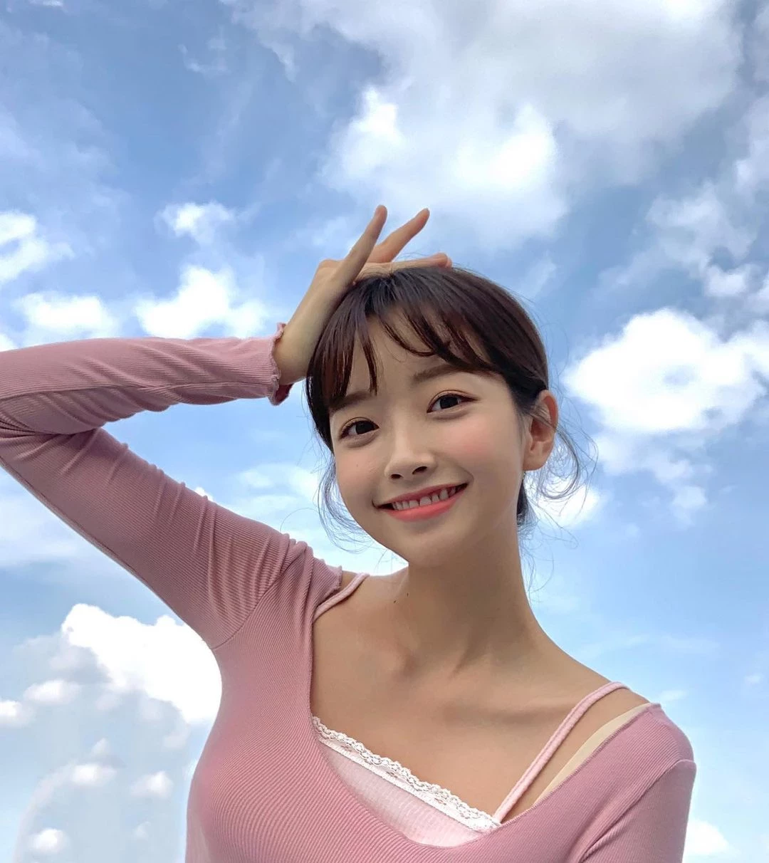  아름 看到她就感觉要恋爱了 第10张