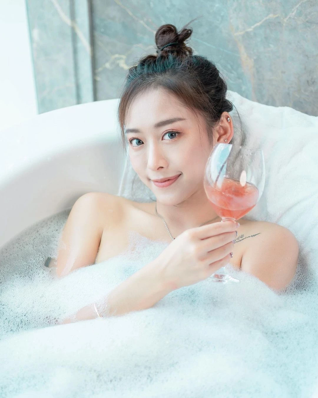  大马子瑜STELLA 清新脸蛋甜美又诱人 第13张