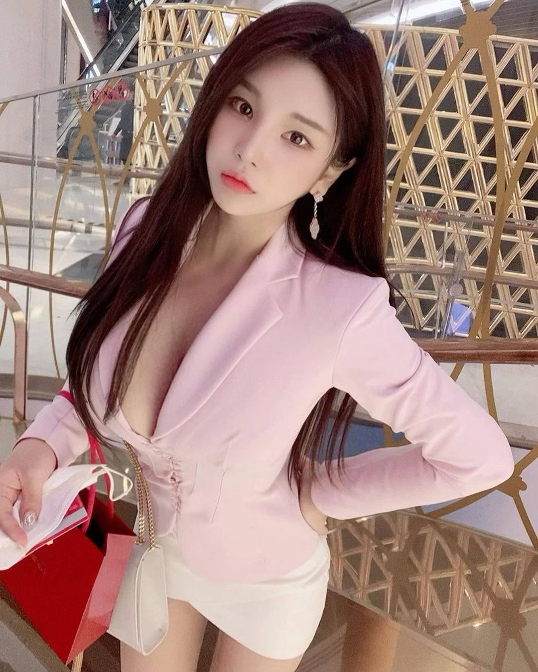  韩国美女쮸리 逆天匀称身材」勾起网友目光 第4张
