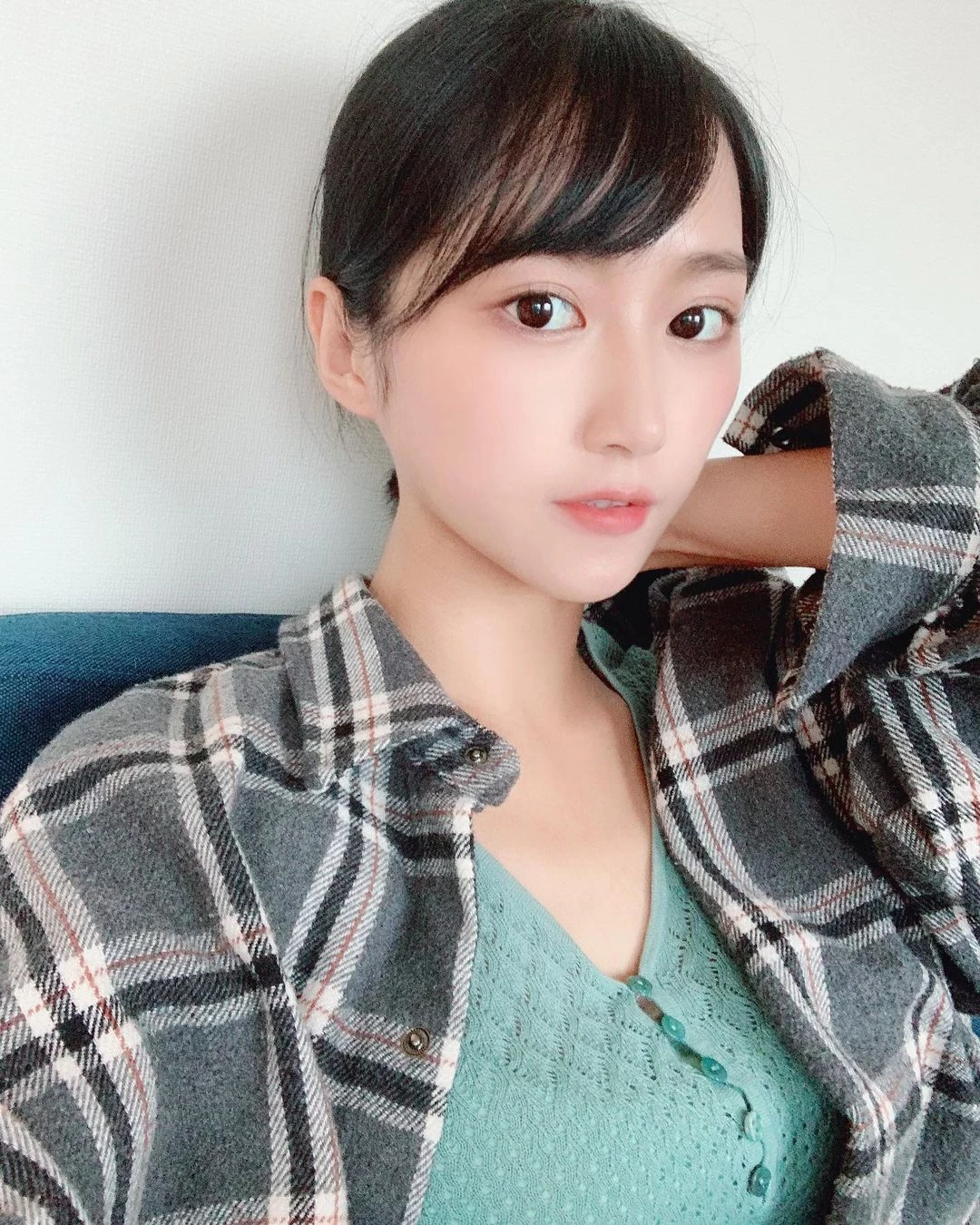  川瀬もえ 「浑圆核弹巨乳」若隐若现好兇啊！ 第4张