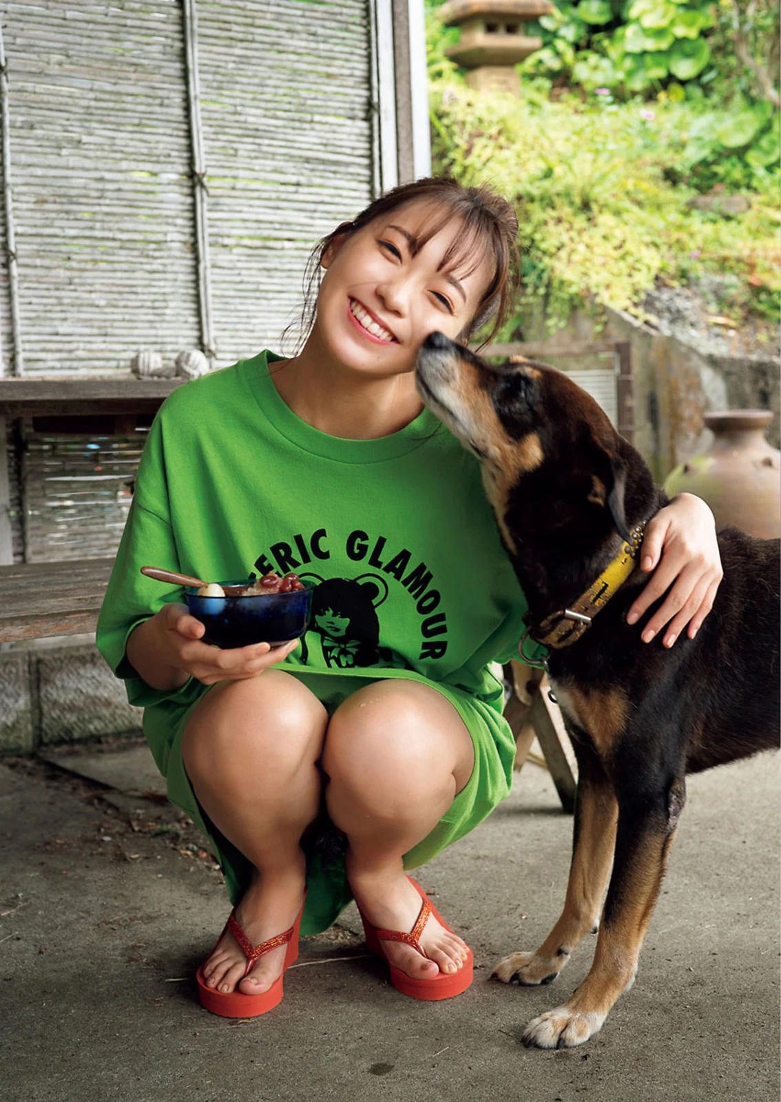 斉藤朱夏 性感大露「白皙美背」有够诱人！ 第10张