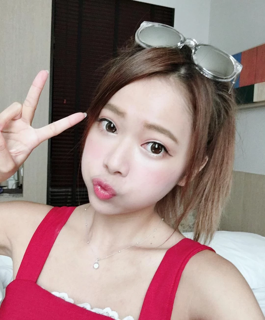  香香 「浑圆美乳」呼之慾出...身材太性感 第12张