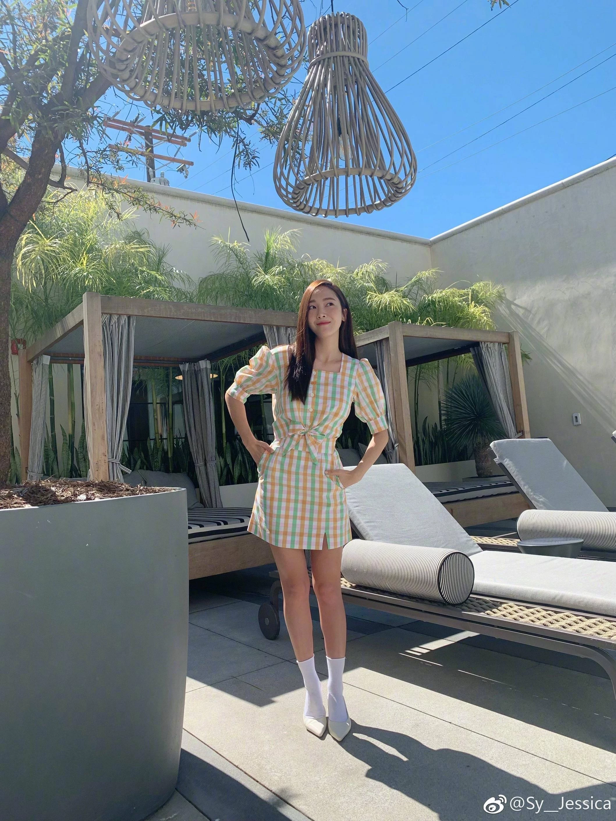  永远的女神Jessica 苗条身材露出白皙辣长腿 太诱人 第5张